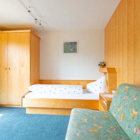 ホテル Haus Furka ダーミュルス エクステリア 写真