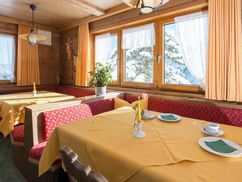 ホテル Haus Furka ダーミュルス エクステリア 写真